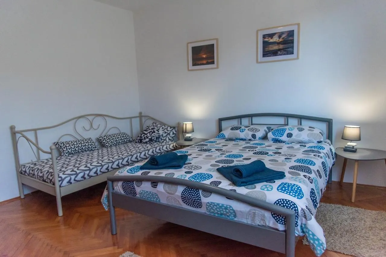 Διαμέρισμα Apartman Maria Πούλα